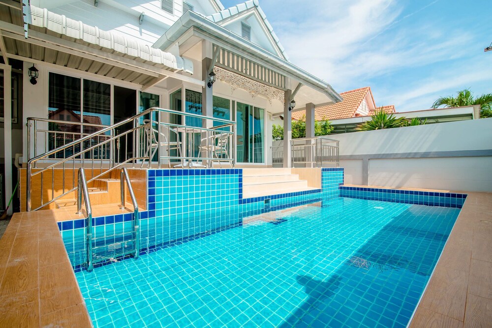 Baan Indoor Pool Villa, Hua Hin: Hotelbewertungen 2018 | Expedia.de Baan Indoor Pool Villa, Hua Hin: Hotelbewertungen 2018 | Expedia.de