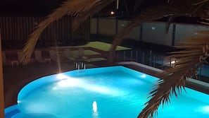 Seasonal outdoor pool, pool umbrellas, sun loungers