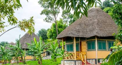 Queen Elizabeth Park View Tourist Lodge