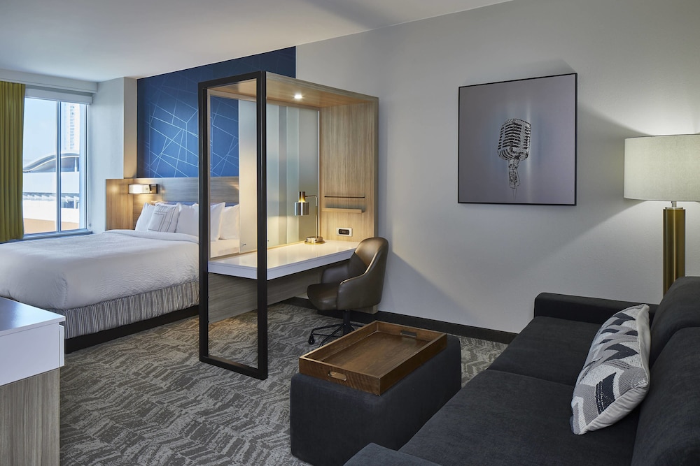Bedroom Suites: 2 Bedroom Suites In Downtown Nashville Tn