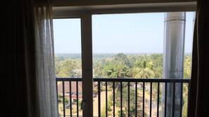 In-room safe, desk, iron/ironing board, free rollaway beds