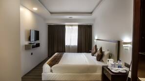 In-room safe, desk, iron/ironing board, free rollaway beds