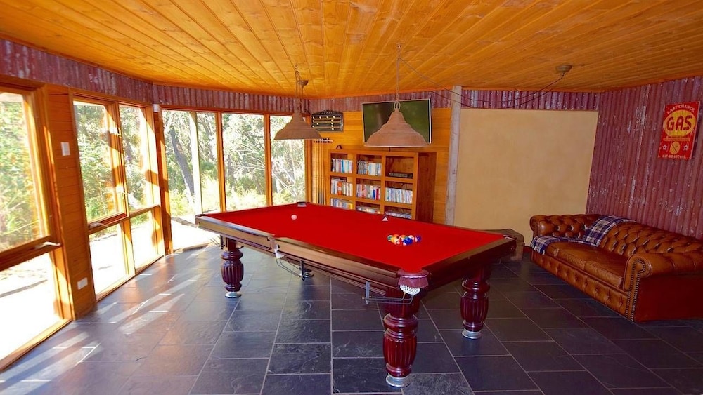 The Last Straw - Luxury Straw Bale House