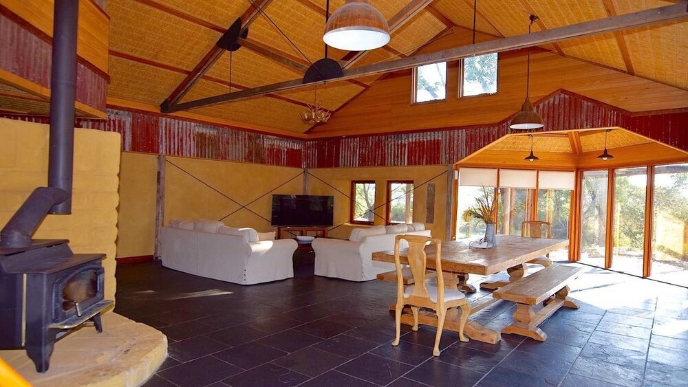 The Last Straw - Luxury Straw Bale House