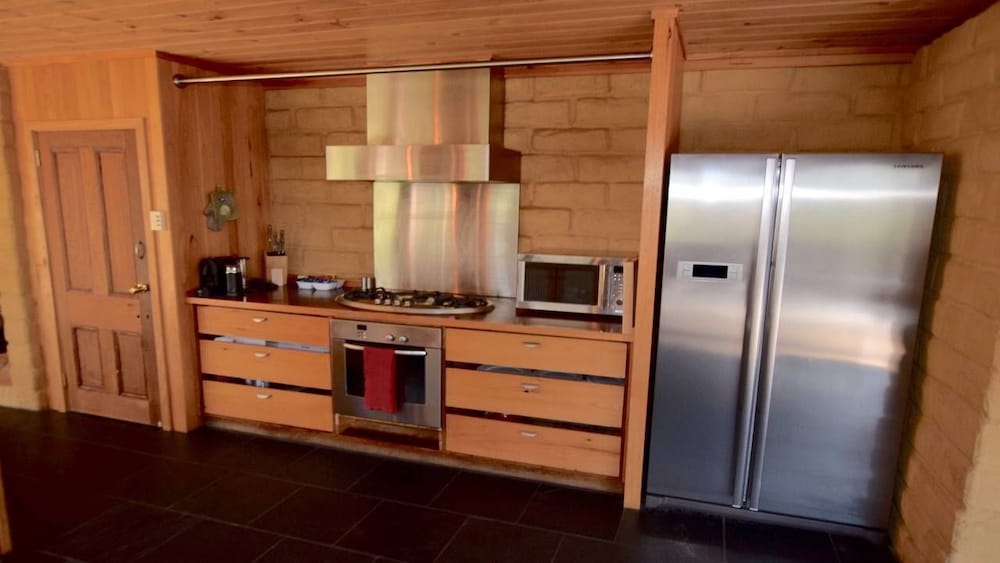 The Last Straw - Luxury Straw Bale House