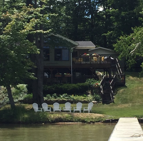 Make Family Memories On Lake Ann Central To Traverse City