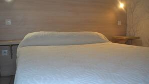 Bureau, Wi-Fi gratuit, draps fournis