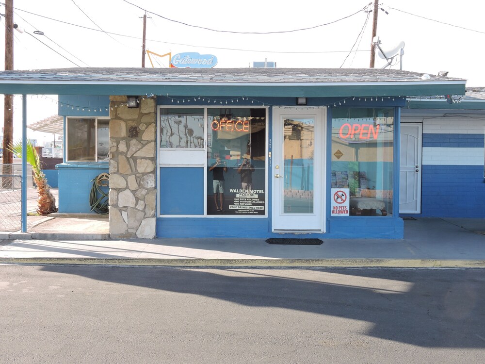 Reception, Walden Motel