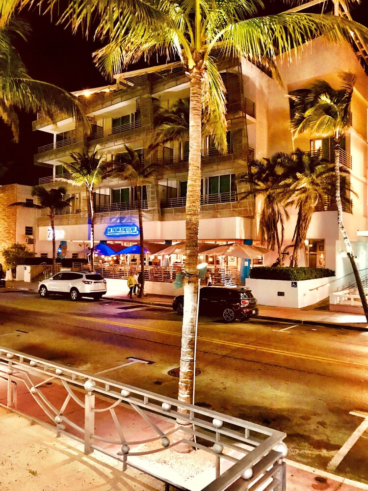 De Soleil Hotel On Ocean Drive 2019 Room Prices Deals Reviews Street View Featured Image