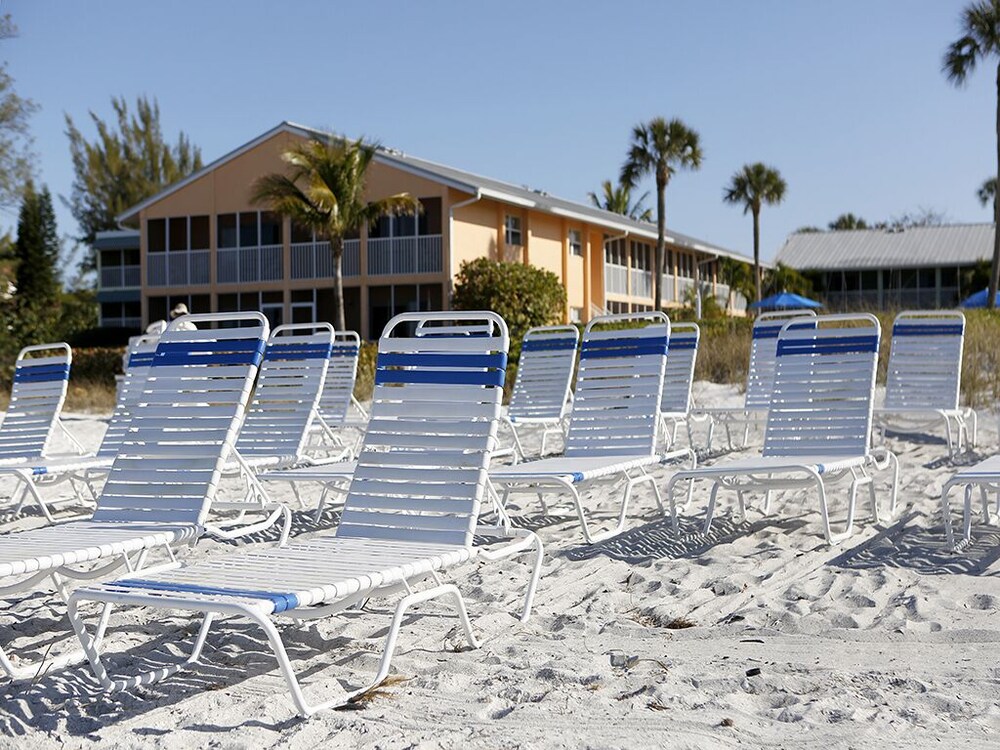 Silver Sands #253S: 2 BR / 2 BA Resort on Longboat Key by RVA, Sleeps 6