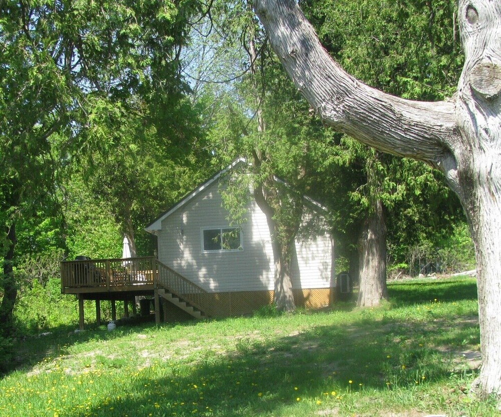 The Pine Cottage At Shiloh Cottages Fenelon Falls In Kawartha