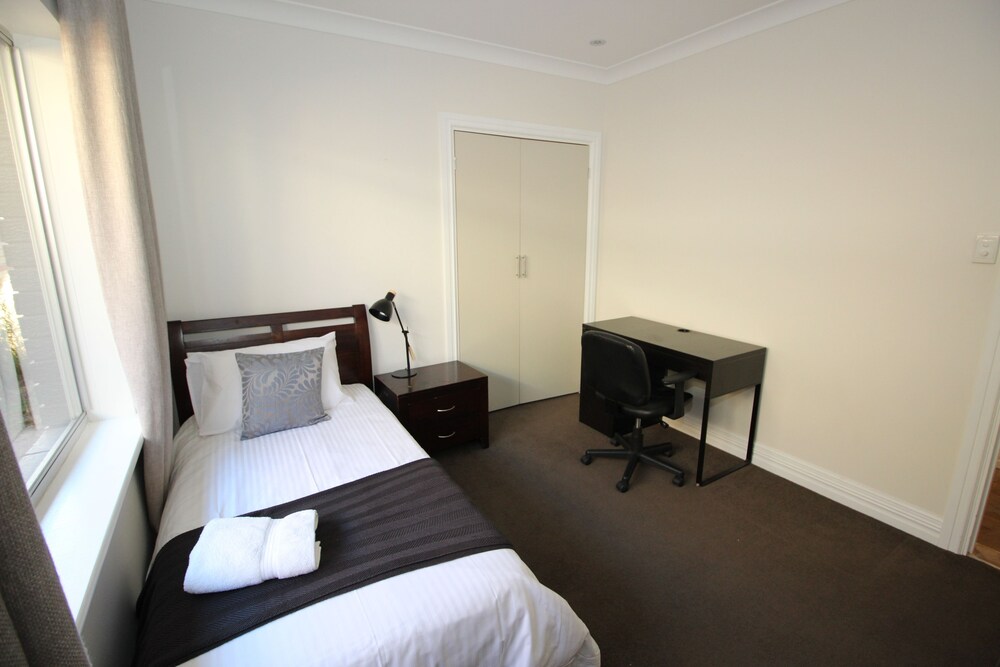 Swan View Family Home