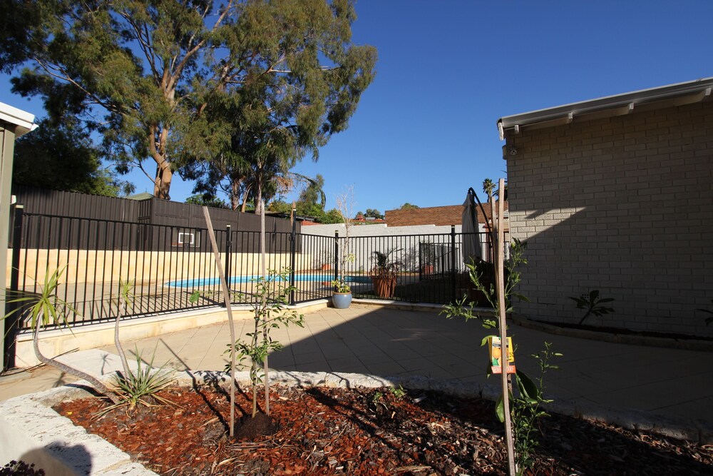 Swan View Family Home