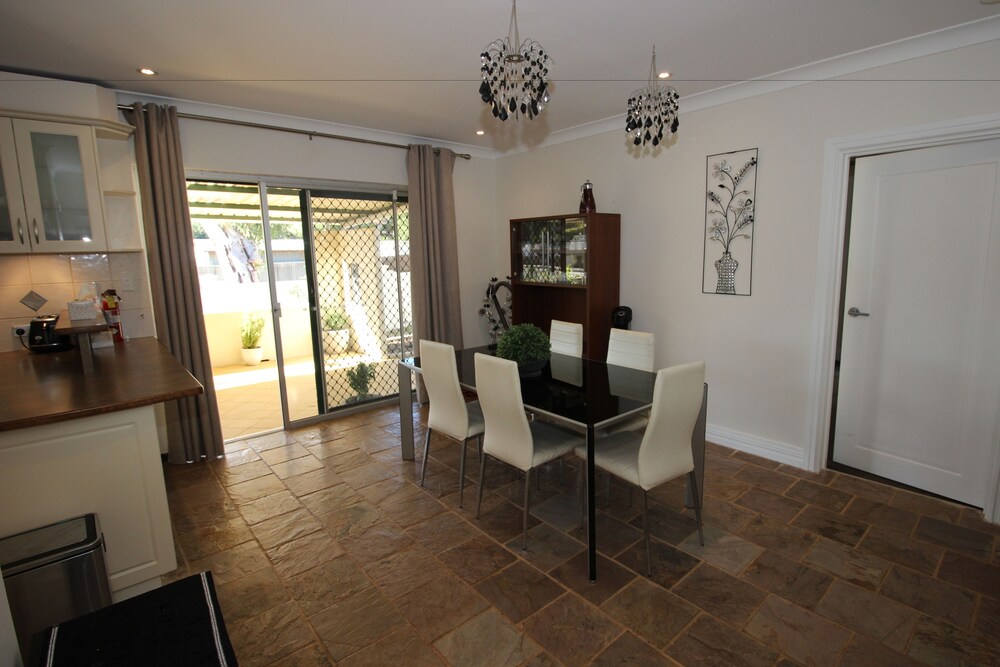 Swan View Family Home