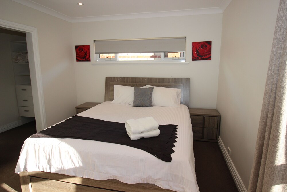 Swan View Family Home