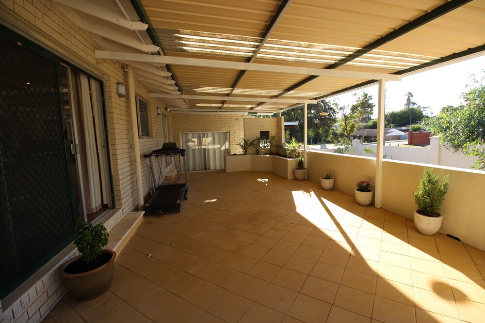 Swan View Family Home