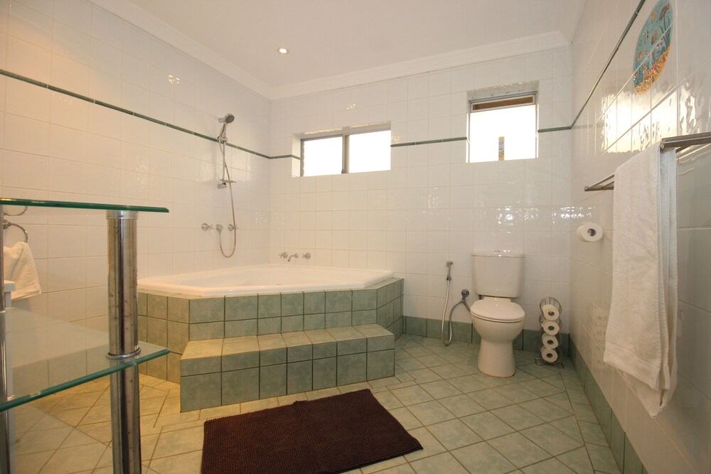 Swan View Family Home