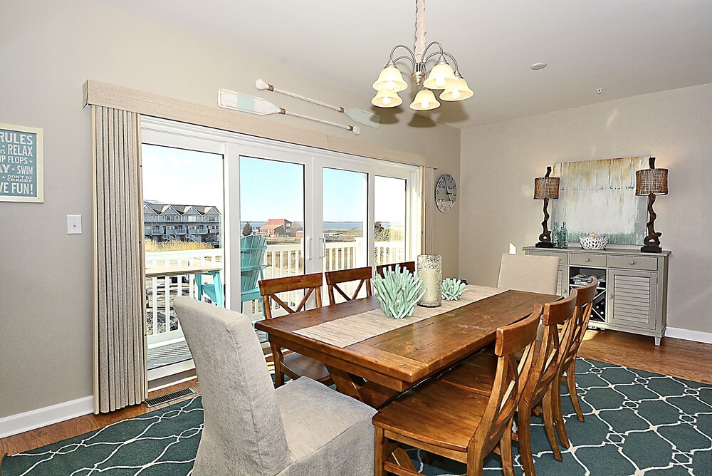 Brand New! 4- Br Bayside Townhome With Water View, 2 Blocks To Beach, Free WiFi