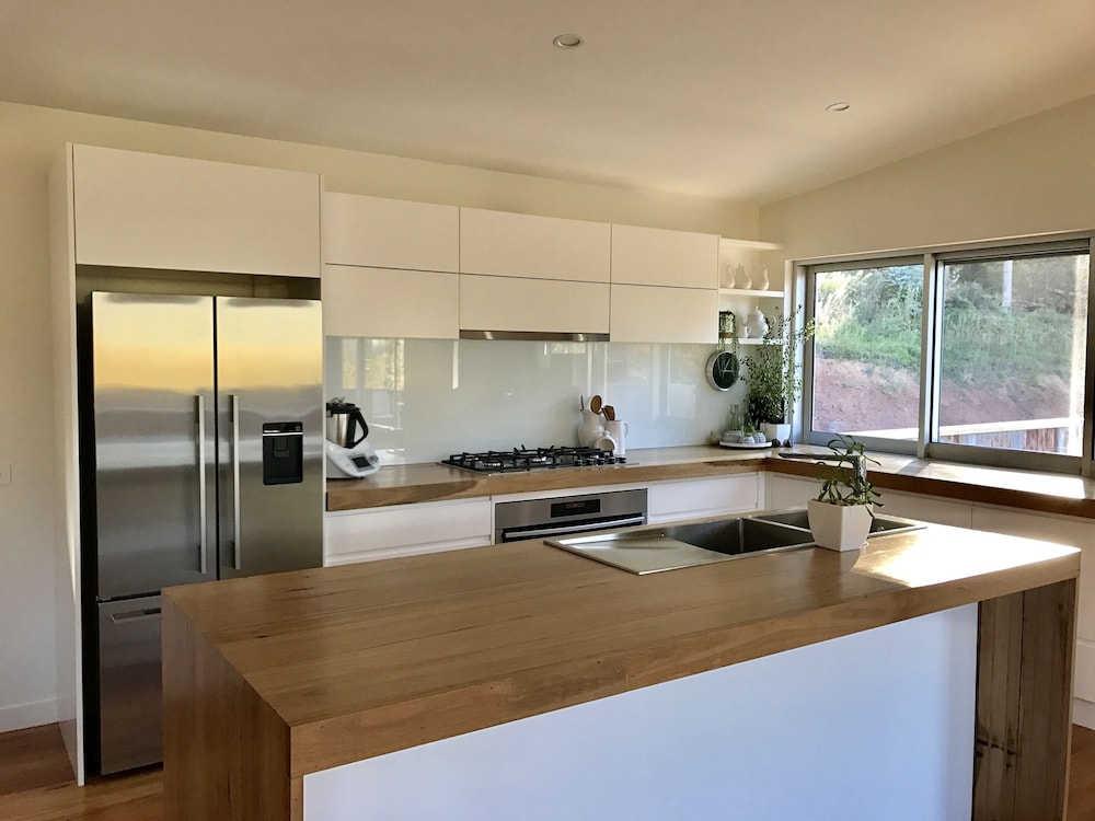Spacious and Stylish Winter Accommodation Ideal for ski Holiday!