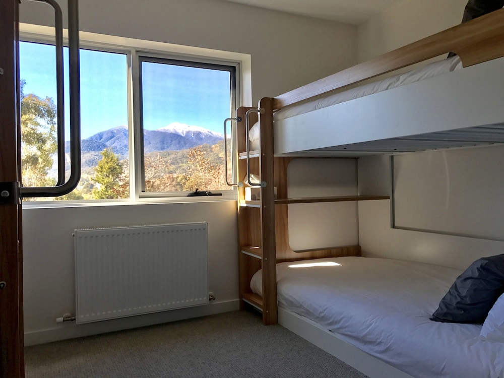 Spacious and Stylish Winter Accommodation Ideal for ski Holiday!
