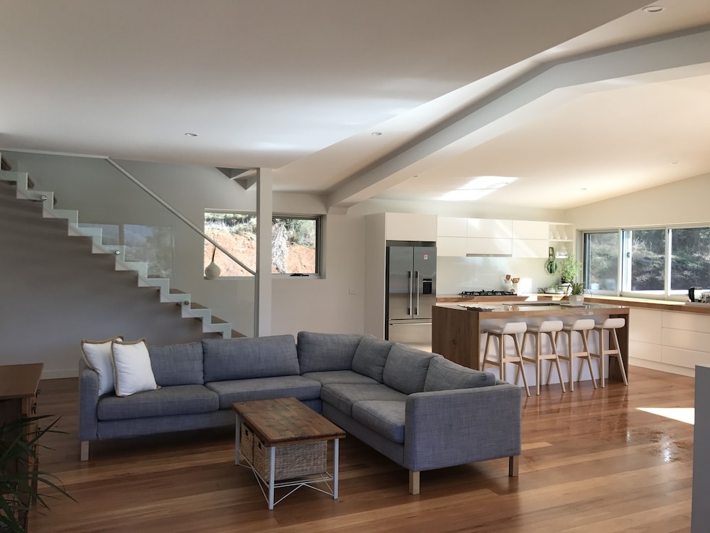 Spacious and Stylish Winter Accommodation Ideal for ski Holiday!