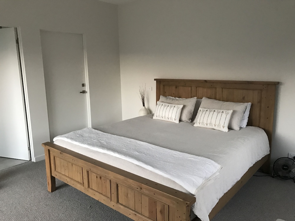 Spacious and Stylish Winter Accommodation Ideal for ski Holiday!