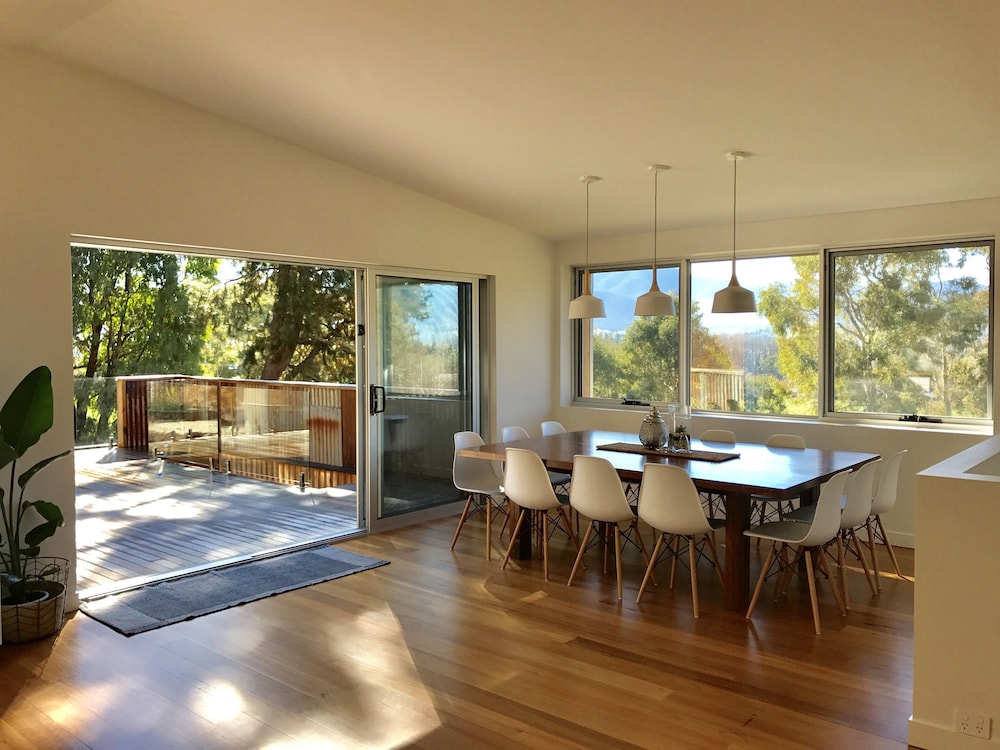 Spacious and Stylish Winter Accommodation Ideal for ski Holiday!