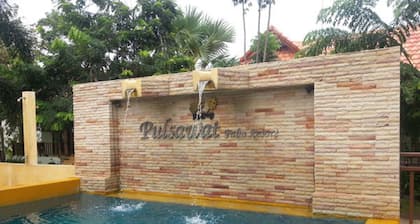 Pulsawat Palm Resort