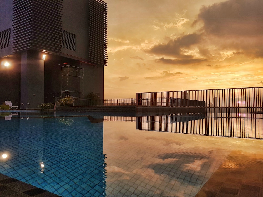 My Casa Deluxe 3 Bedroom Apartment Near Gleneagles In Kuala