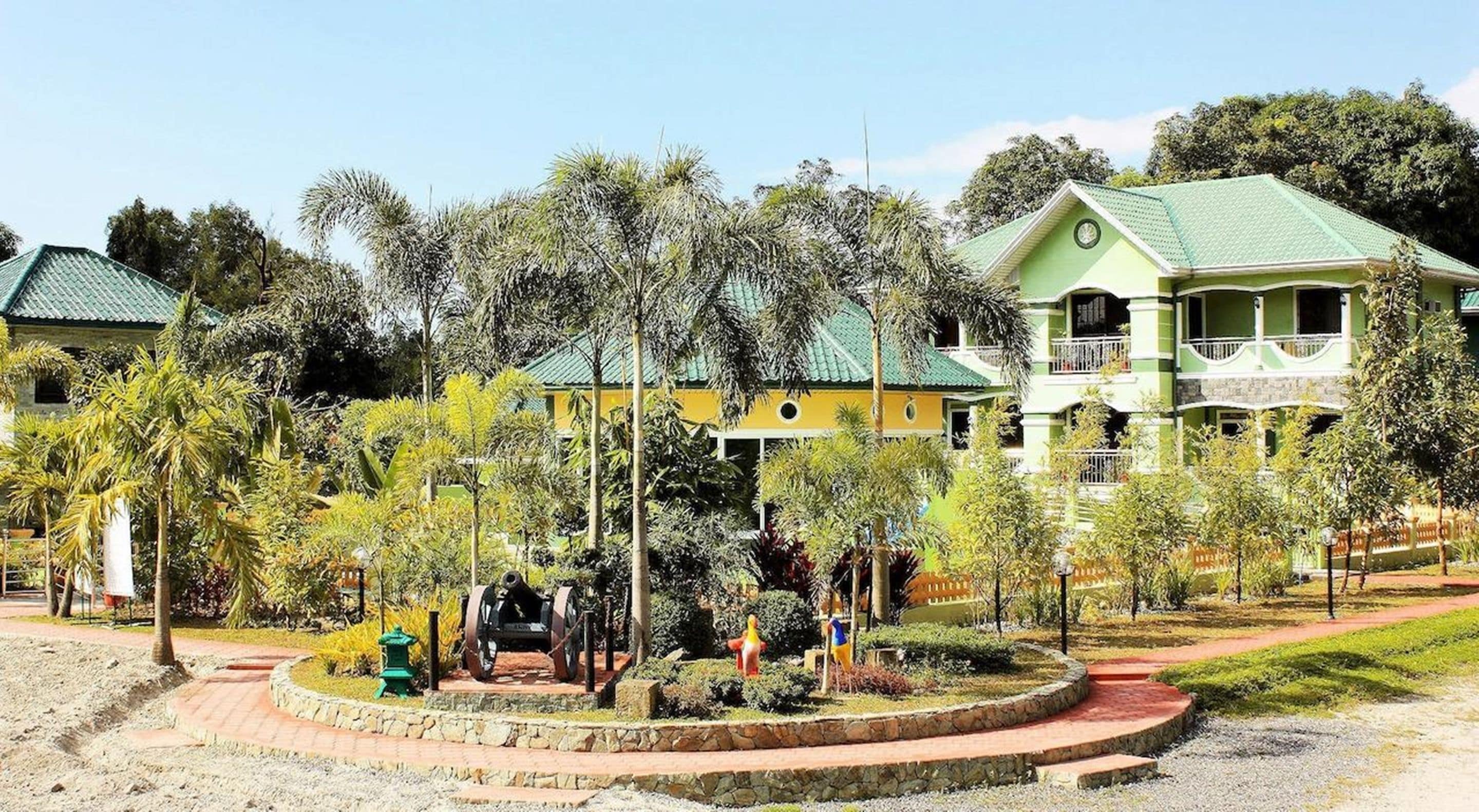 Dureme Mansion Hotel and Resort in Castillejos, Philippines