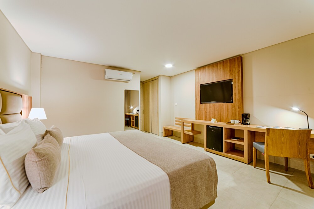 hilton garden inn cali ciudad jardin in