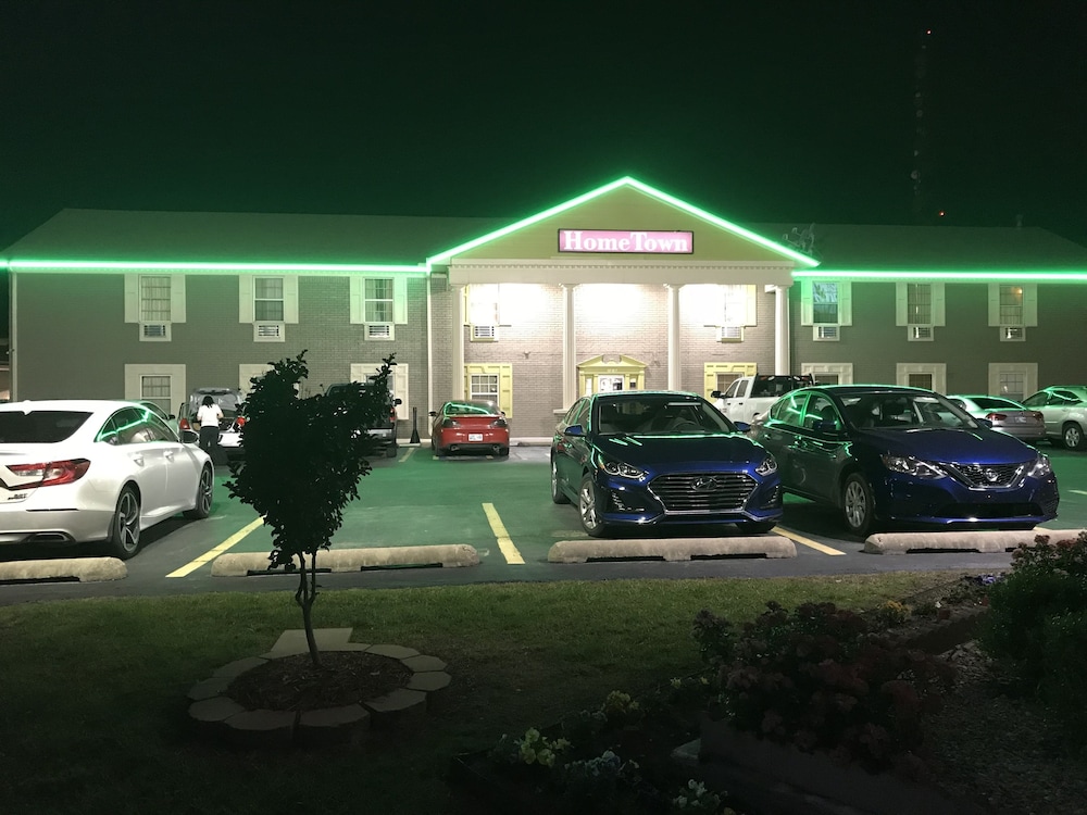Hometown Inn & Suites