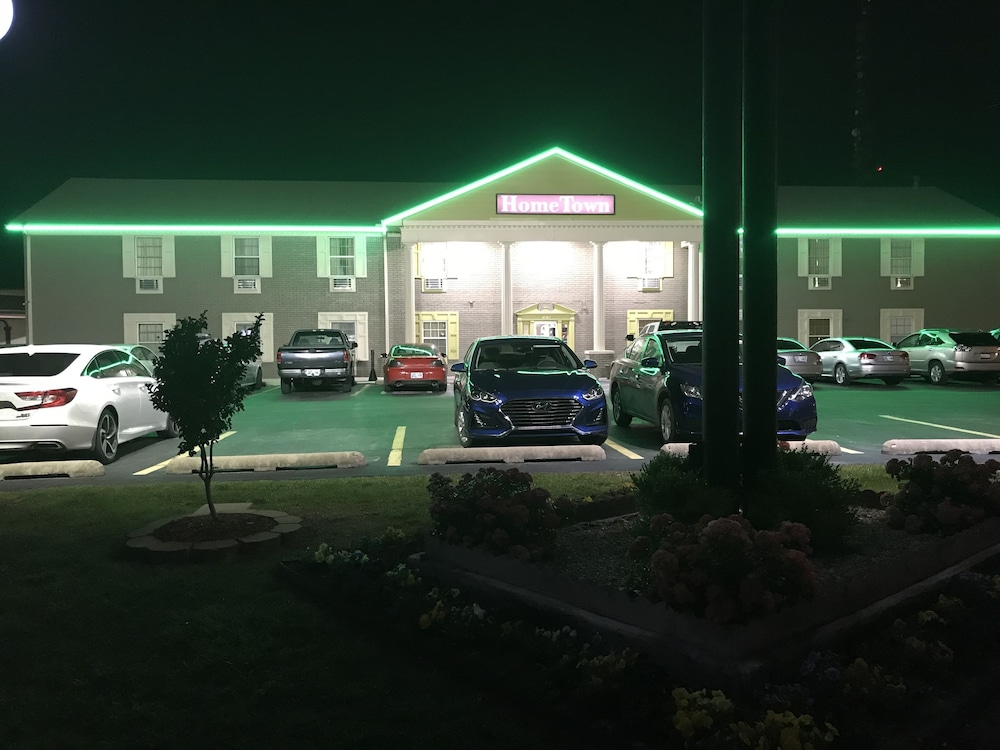 Hometown Inn & Suites