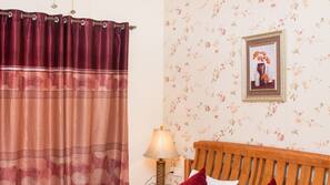 1 bedroom, in-room safe, desk, iron/ironing board