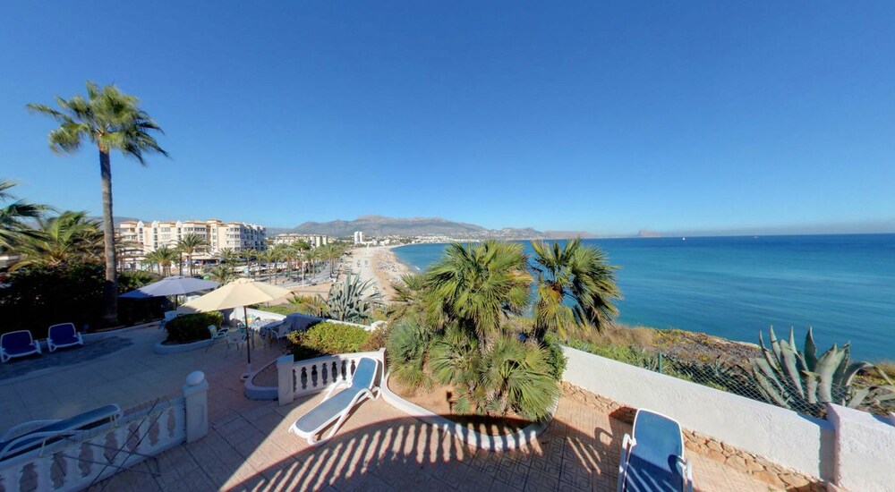 Hotel La Riviera Lalfàs Del Pi Espagne Expediafr