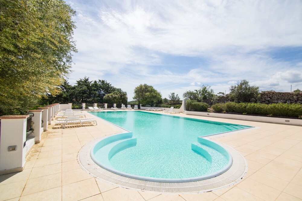 White Sand Residence In Olbia Hotel Rates Reviews On Orbitz