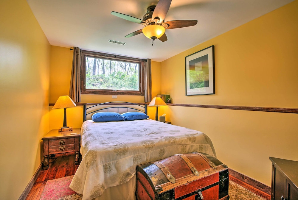 Waterfront Lake Koshkonong Home w/ Pier & Fire Pit Newville Vrbo