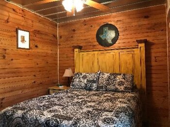 Walnut Canyon Cabins Fredericksburg 2020 Room Prices Reviews