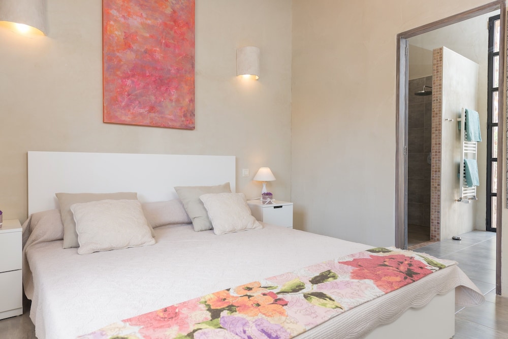 Photo - Can Pina - Eco Pina -