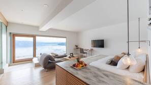 Premium bedding, down duvet, pillow top beds, in-room safe