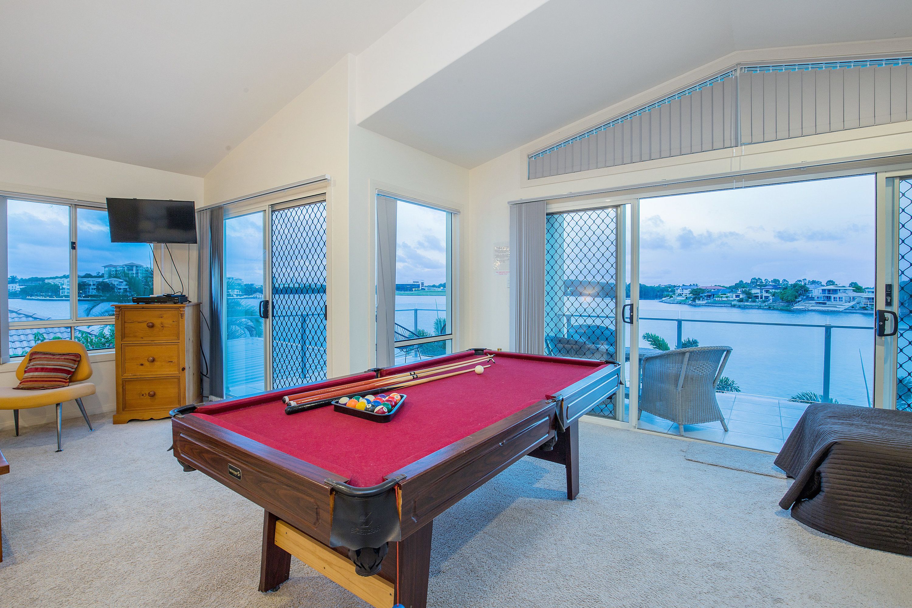 Lakehouse Family Oasis