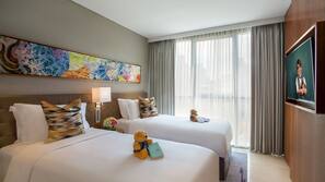 In-room safe, desk, soundproofing, iron/ironing board