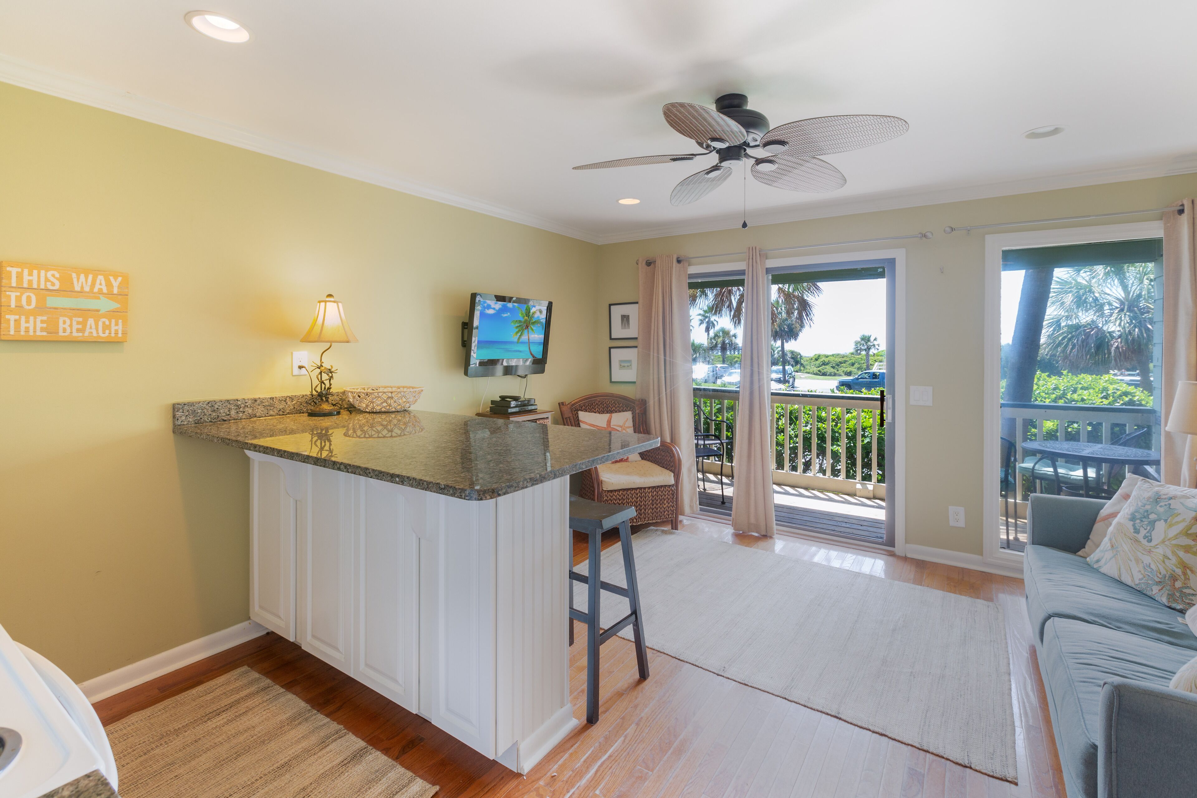 Sea Cabin 136 C Very Nice Oceanfront Condo W Nice Views Community