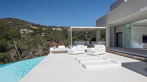 Alberca al aire libre
