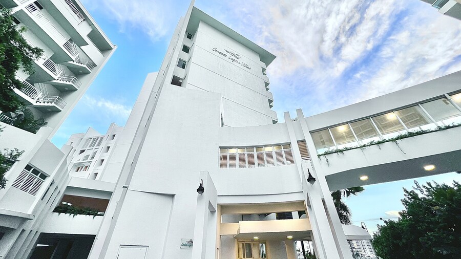 Condado Lagoon Villas at Paseo Caribe