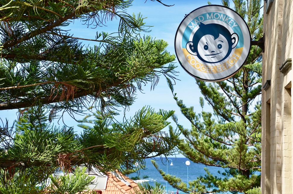 Mad Monkey Coogee Beach Hostel