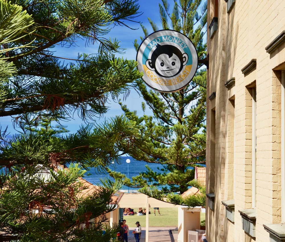 Mad Monkey Coogee Beach Hostel