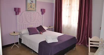 Wellamar Hotel & Apartments