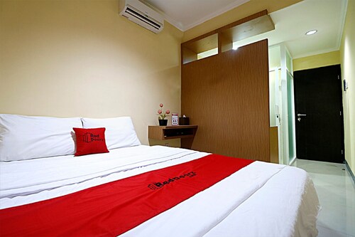 Top Hotels In Tanjung Priok From 9 Expedia