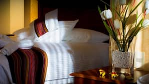In-room safe, desk, blackout drapes, soundproofing